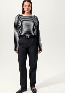 Брюки прямые с резинкой на поясе