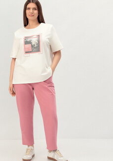 Комплект брючный с принтом на футболке