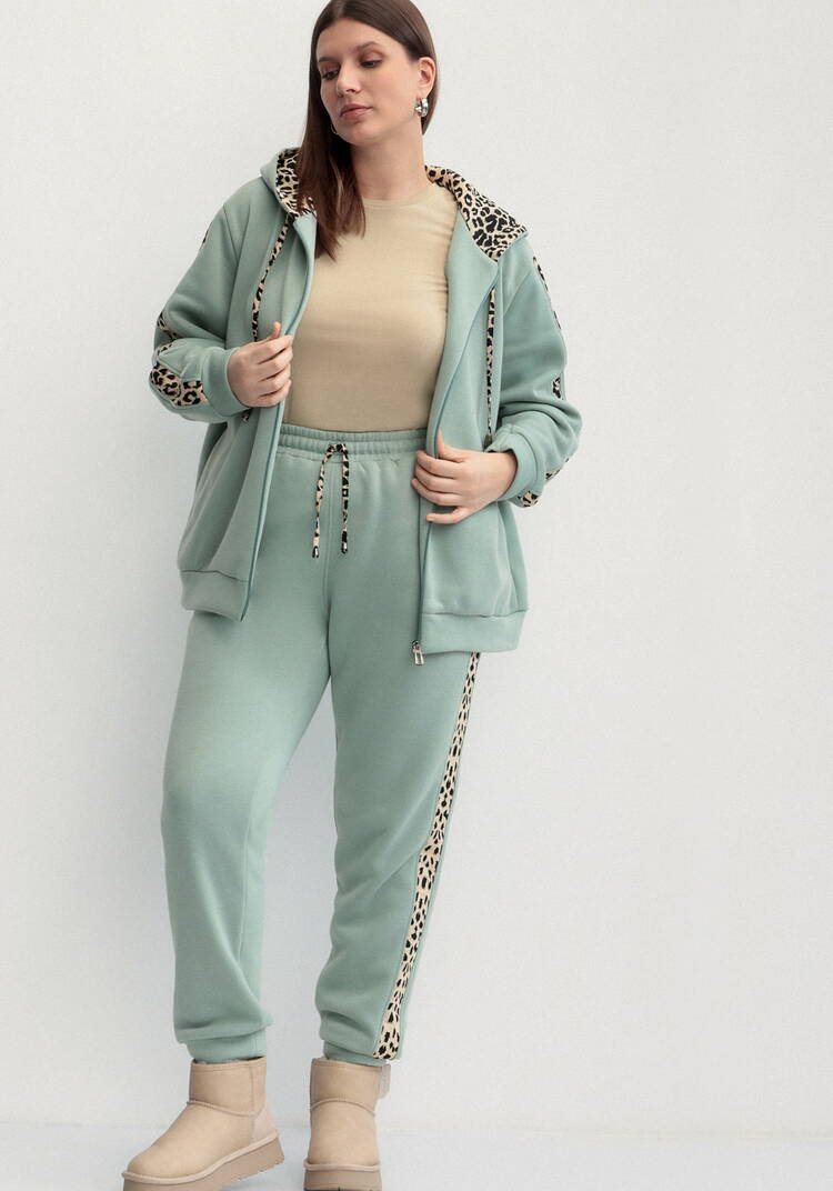 Брюки с леопардовыми лампасами шир.  750, рис. 37