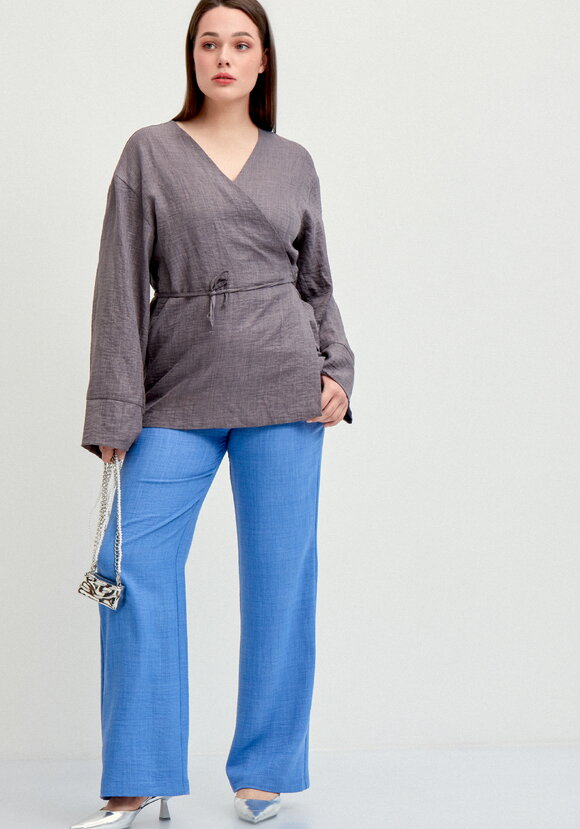 Брюки прямые свободные на резинке шир.  580, рис. 1