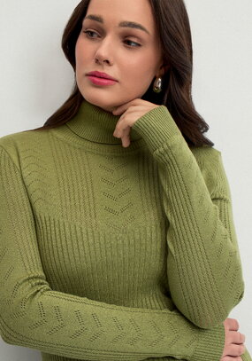 Водолазка из вискозы с узором