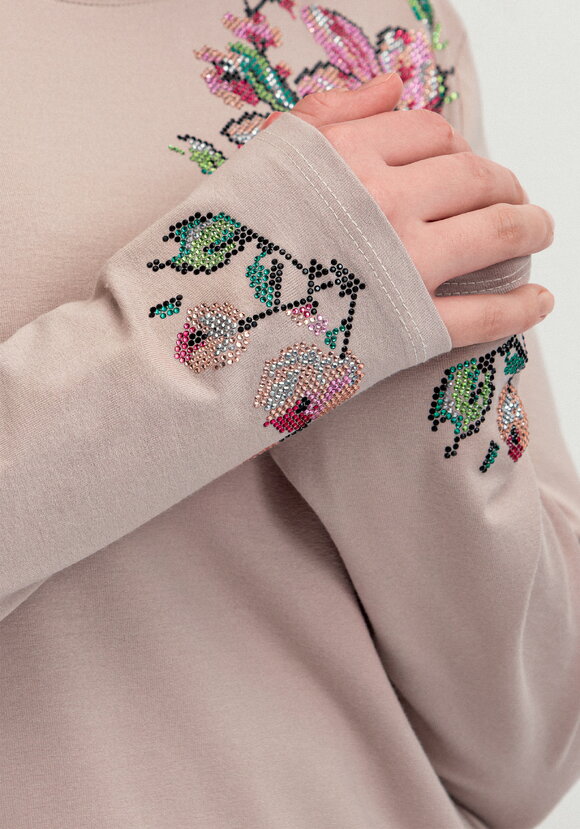 Лонгслив Джина шир.  580, рис. 15