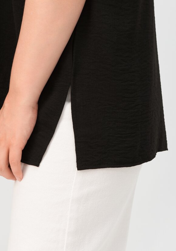 Блуза базовая со спущенной линией плеча шир.  580, рис. 6