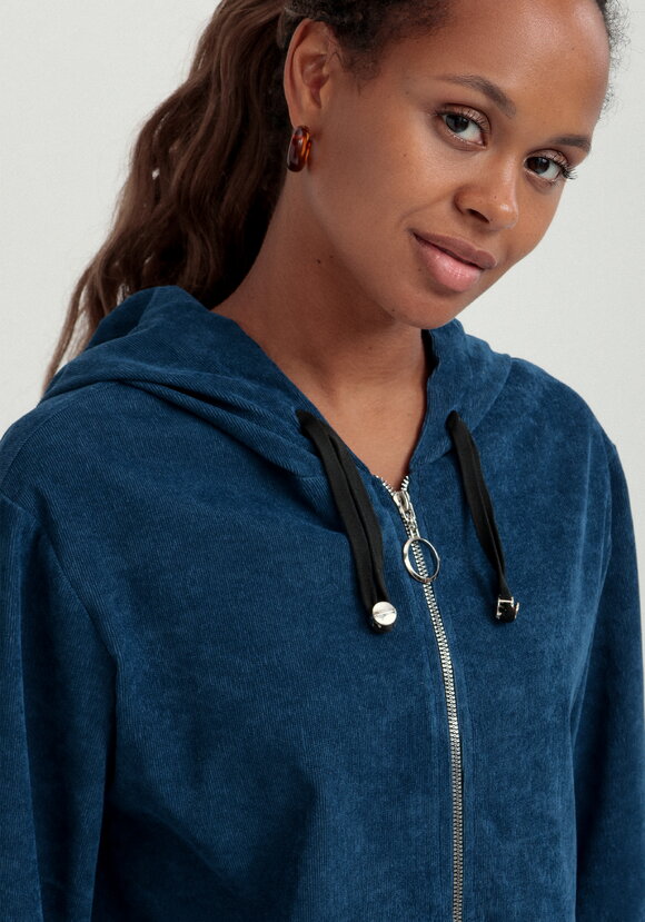 Куртка вельветовая с капюшоном на молнии шир.  580, рис. 5