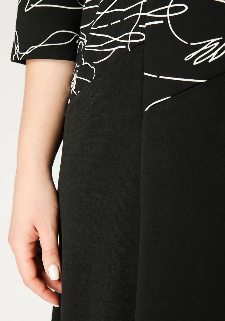 Платье с графическим рисунком шир.  750, рис. 11