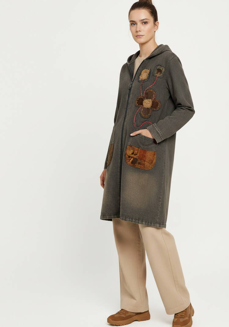 Куртка джинсовая с нашивками шир.  750, рис. 1