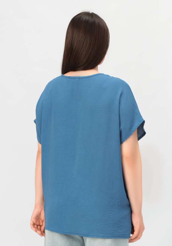 Блуза базовая со спущенной линией плеча шир.  580, рис. 43