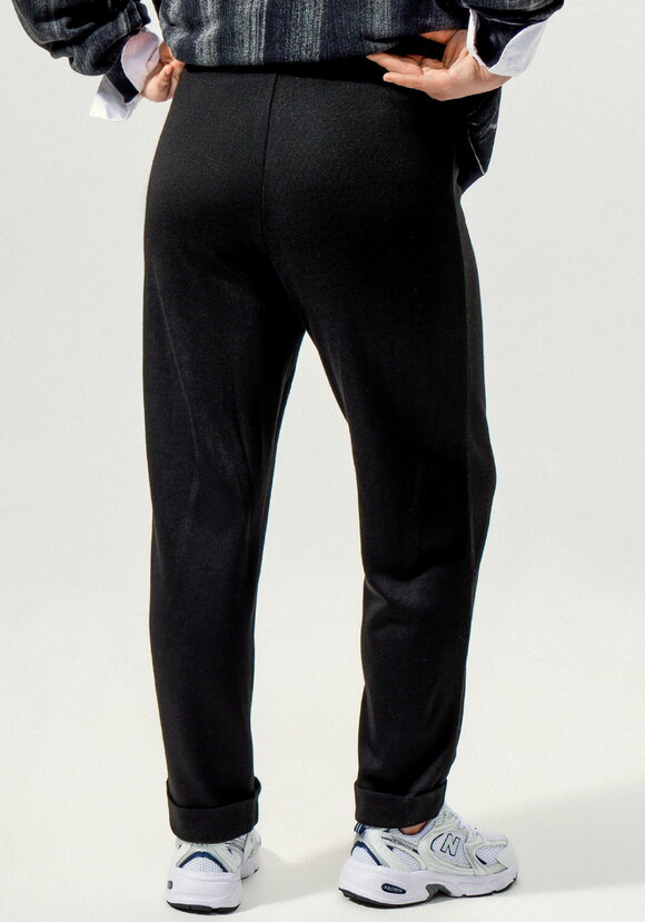 Брюки с манжетами и широкой резинкой шир.  580, рис. 9