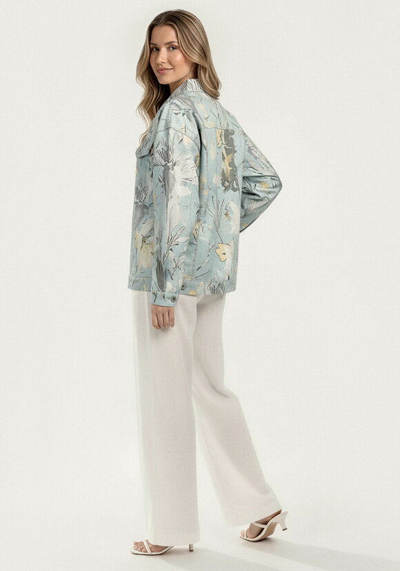 Джинсовая куртка с цветочными мотивами шир.  580, рис. 8